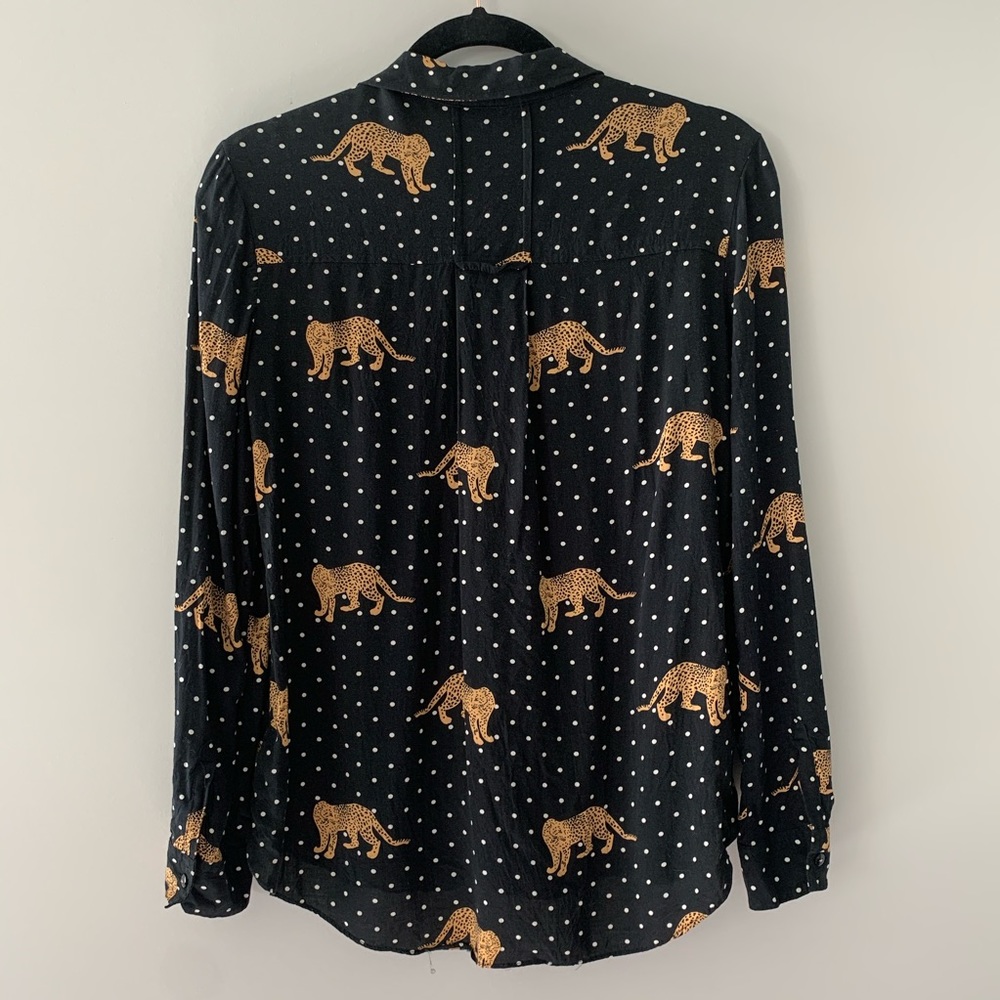 Anthropologie leopard button front rayon blouse M - Picture 6 of 8
